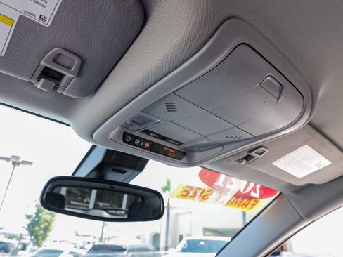 Used 2021 GMC Terrain SLE FWD image 30