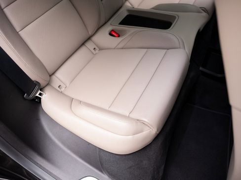 Used 2022 Porsche Taycan 4S image 63