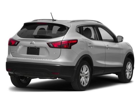 Used 2017 Nissan Rogue Sport S w/ S Appearance Package AWD/4WD image 5
