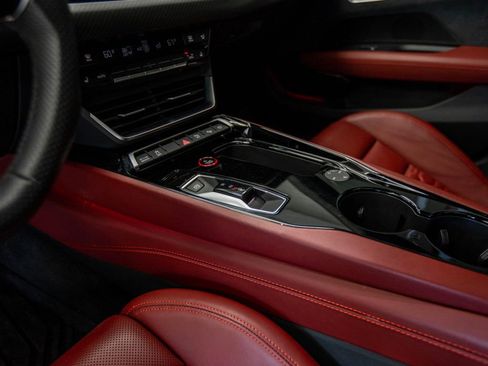 Used 2024 Audi e-tron GT Prestige AWD/4WD image 22