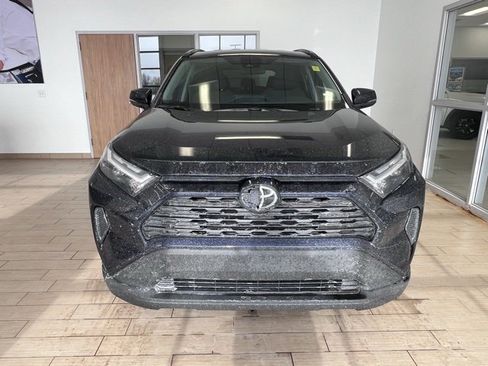 Used 2025 Toyota RAV4 XLE image 2