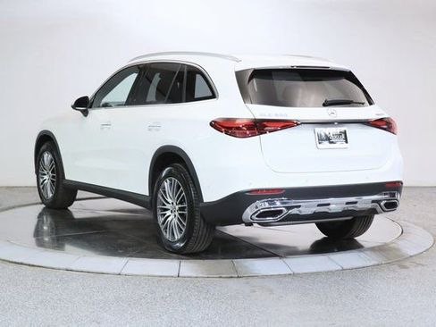 Certified 2025 Mercedes-Benz GLC 300 4MATIC image 2