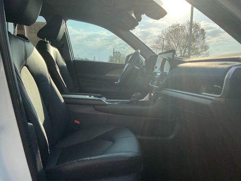 Used 2024 Toyota Grand Highlander XLE image 14