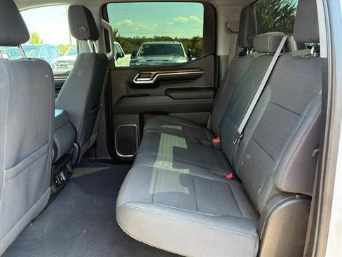 Certified 2023 Chevrolet Silverado 1500 LT Trail Boss w/ LPO, Dark Essentials Package image 8