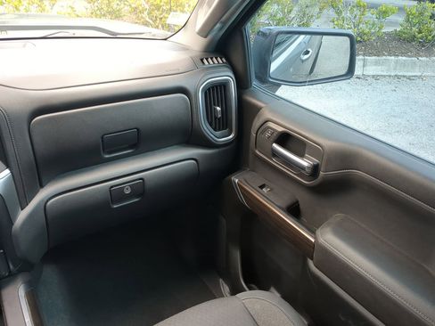 Used 2020 Chevrolet Silverado 1500 RST w/ All-Star Edition image 17