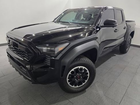 Used 2024 Toyota Tacoma TRD Off-Road w/ TRD Off Road Premium Package AWD/4WD image 1