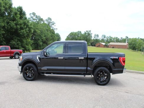 Used 2023 Ford F150 XLT w/ Equipment Group 302A High AWD/4WD image 8