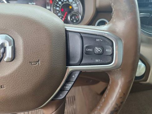 Used 2019 RAM 1500 Laramie image 25