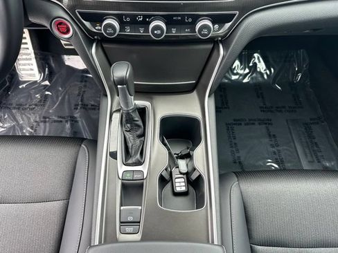 Certified 2018 Honda Accord Sport image 18