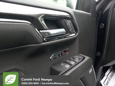 Used 2024 GMC Sierra 1500 AT4 w/ Technology Package image 11