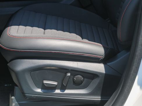 New 2026 Ford Explorer ST-Line w/ ST-Line Street Pack RWD image 24