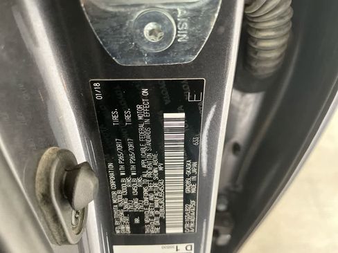 Used 2018 Toyota 4Runner SR5 Premium AWD/4WD image 28