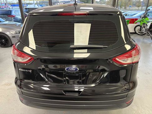 Used 2014 Ford Escape S image 16