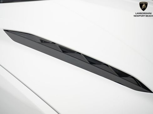 Used 2024 Lamborghini Urus S AWD/4WD image 36