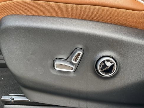 New 2026 Chrysler Pacifica Pinnacle image 24