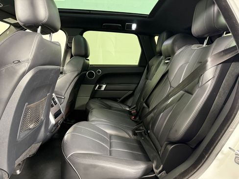 Used 2017 Land Rover Range Rover Sport HSE image 14