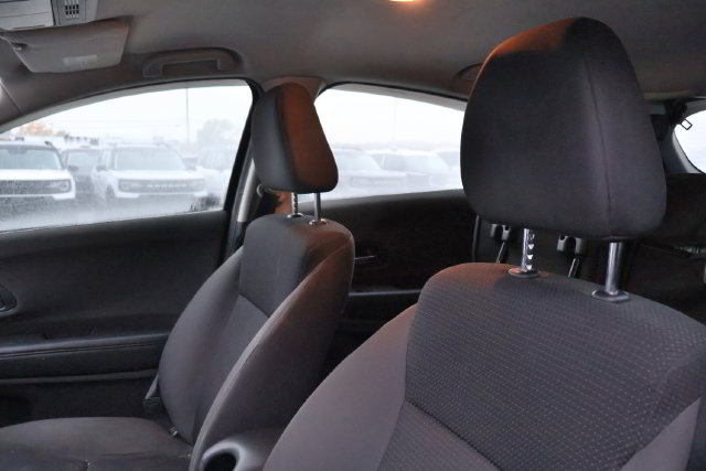 Used 2021 Honda HR-V LX image 10