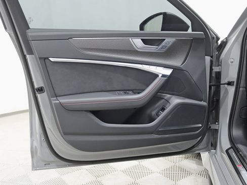 Used 2026 Audi RS 6 performance image 40