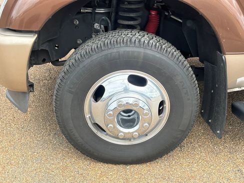 Used 2011 Ford F350 King Ranch w/ King Ranch w/Chrome Pkg image 22