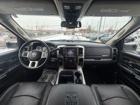 Used 2017 RAM 2500 Laramie image 13