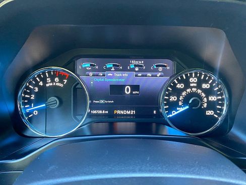 Used 2016 Ford F150 Lariat w/ Equipment Group 502A Luxury AWD/4WD image 22