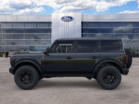 New 2026 Ford Bronco Badlands AWD/4WD image 3