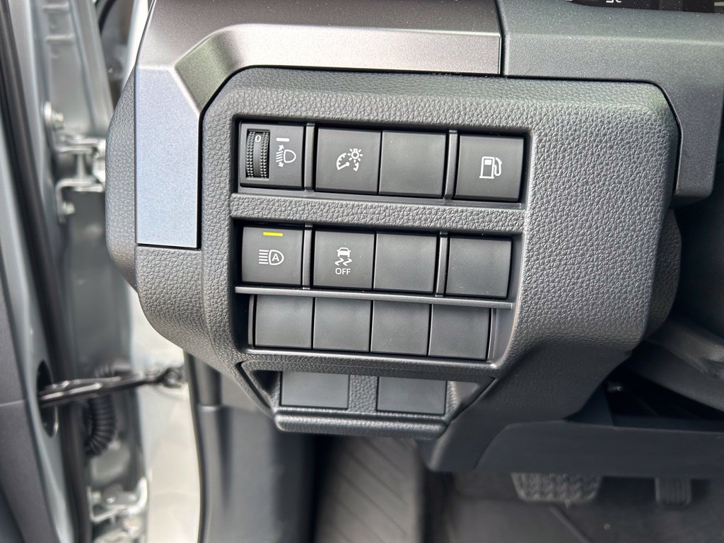 Used 2026 Toyota 4Runner SR5 AWD/4WD image 21