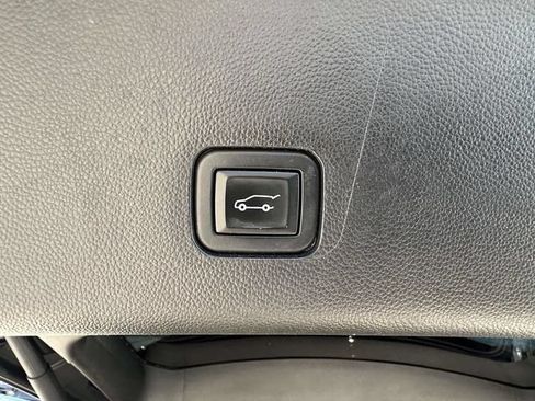 Certified 2020 Chevrolet Traverse RS AWD/4WD image 22