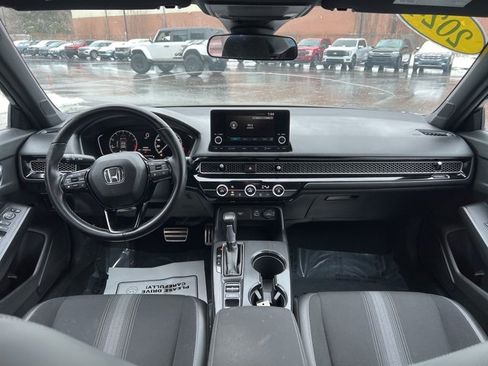 Used 2024 Honda Civic Sport image 17