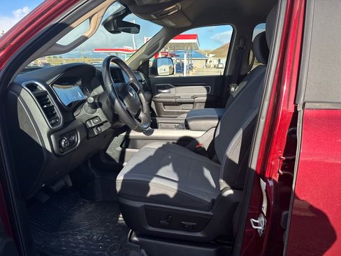 Used 2019 RAM 3500 Big Horn AWD/4WD image 11