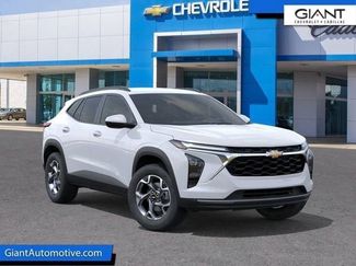 New 2026 Chevrolet Trax LT w/ Driver Confidence Package FWD video 2