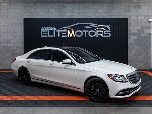 Used 2019 Mercedes-Benz S 560 Sedan image 2
