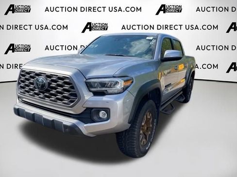 Used 2021 Toyota Tacoma TRD Off-Road image 1