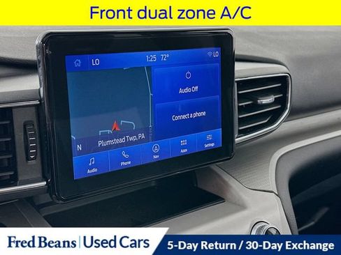 Used 2024 Ford Explorer XLT w/ Equipment Group 202A AWD/4WD image 19