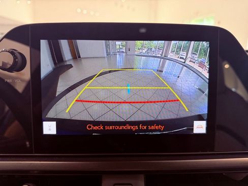 Certified 2025 Lexus UX 300h FWD w/ Accessory Package (Z1) image 25