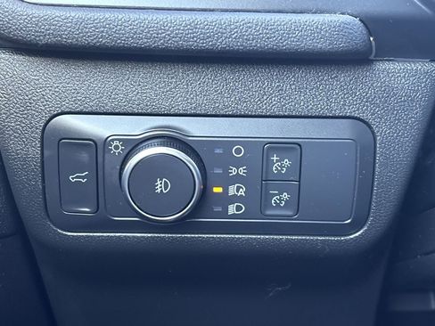 Used 2022 Ford Escape SEL w/ SEL Stealth AWD Package image 29