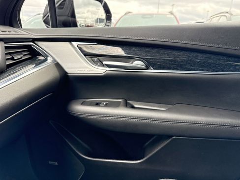 Used 2023 Cadillac XT5 Premium Luxury image 26