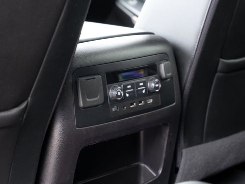 Used 2019 Chevrolet Tahoe Premier image 28