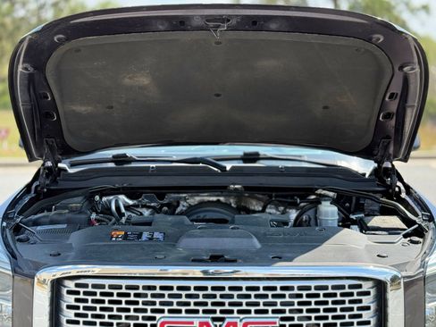 Used 2016 GMC Yukon XL Denali w/ Enhanced Security Package image 50