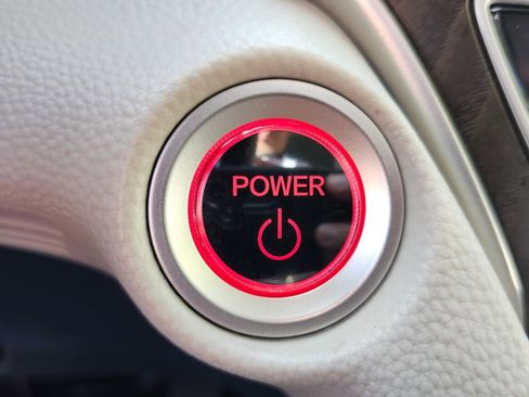 Used 2019 Honda Accord EX image 33