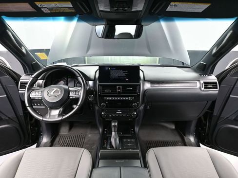 Used 2023 Lexus GX 460 w/ Black Line Special Edition AWD/4WD image 25