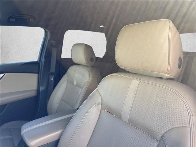 Used 2020 Chevrolet Blazer Premier w/ LPO, Floor Liner Package AWD/4WD image 16