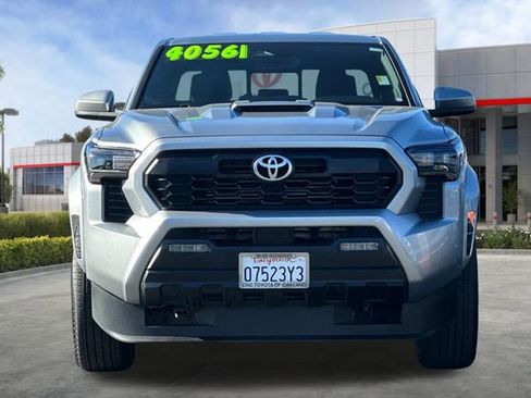 Used 2024 Toyota Tacoma 4x4 Double Cab image 10