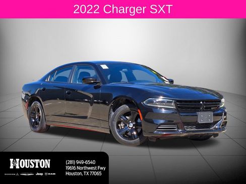 Used 2022 Dodge Charger SXT RWD image 1