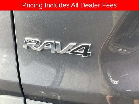 Used 2025 Toyota RAV4 XLE AWD/4WD image 6