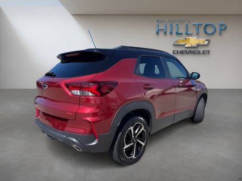 Used 2022 Chevrolet TrailBlazer RS w/ Sun and Liftgate Package AWD/4WD image 5