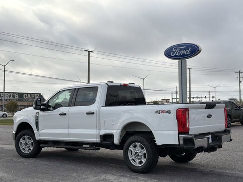 Used 2025 Ford F250 XLT AWD/4WD image 8