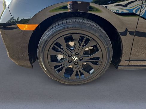 Certified 2025 Honda Odyssey Sport-L image 9