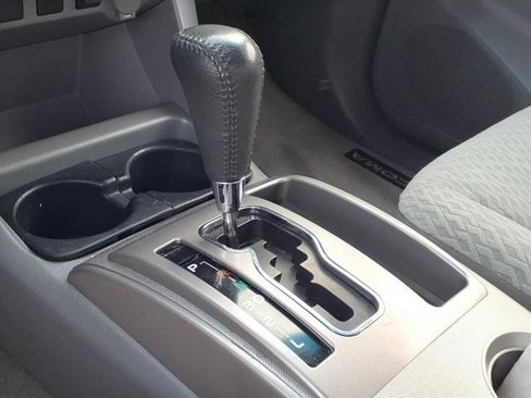 Used 2011 Toyota Tacoma 2WD Access Cab image 15