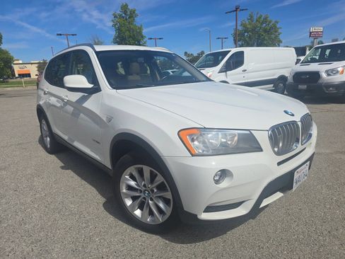 Used 2014 BMW X3 xDrive28i AWD/4WD image 3